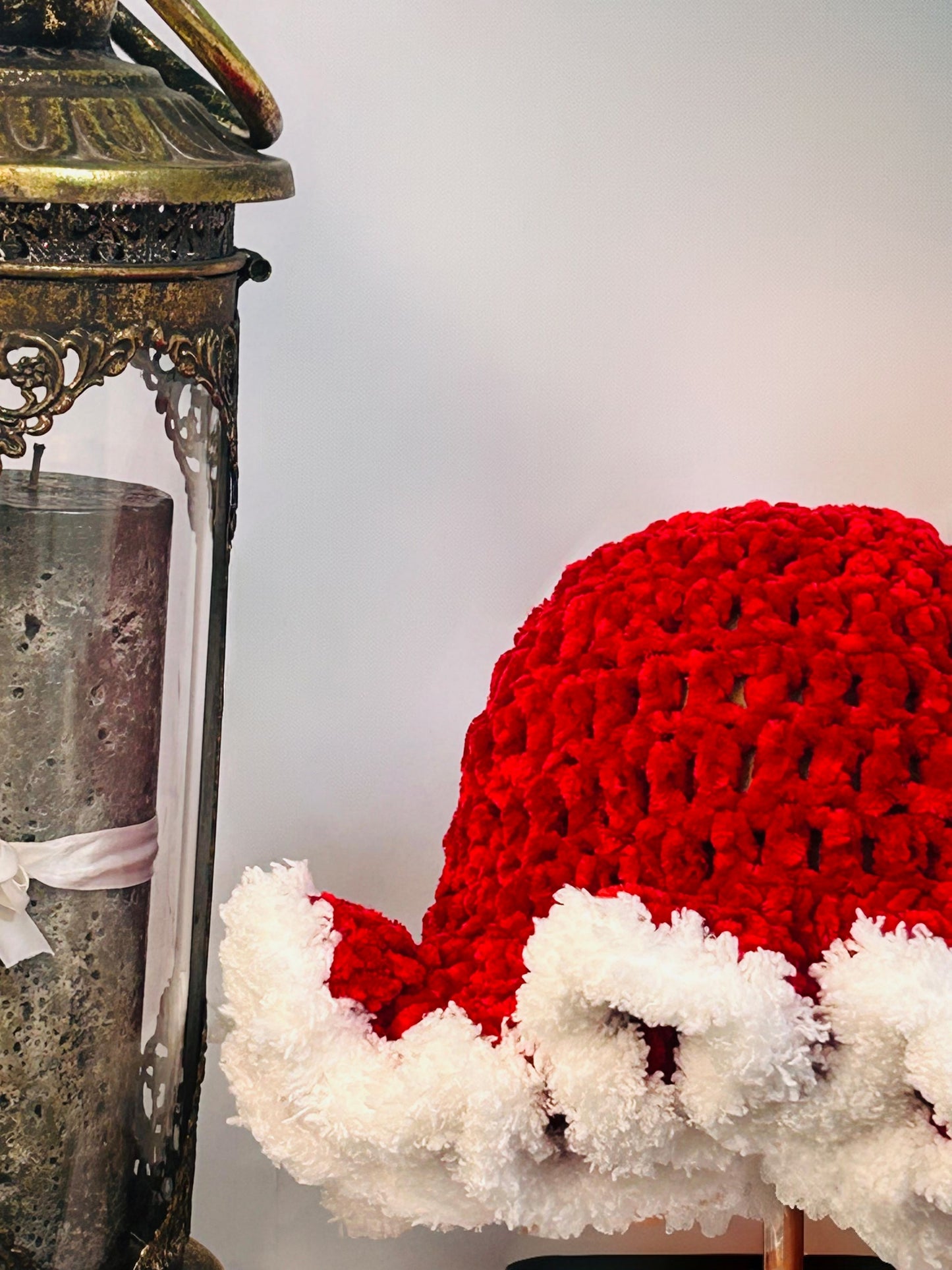 Red and white ruffle hat