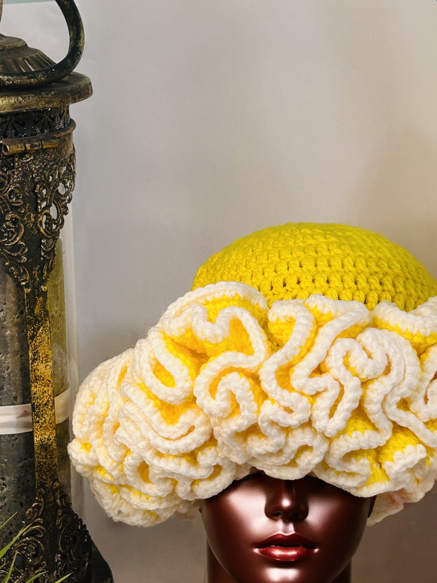 Crochet Ruffle Hat With White Edges